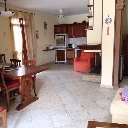 דירות San Nicolo d'Arcidano Casa Bovale מראה חיצוני תמונה