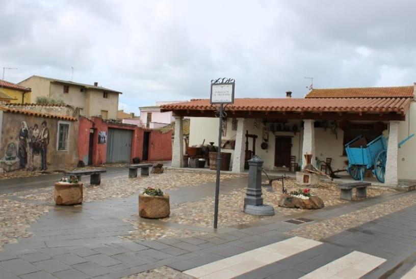 דירות San Nicolo d'Arcidano Casa Bovale מראה חיצוני תמונה